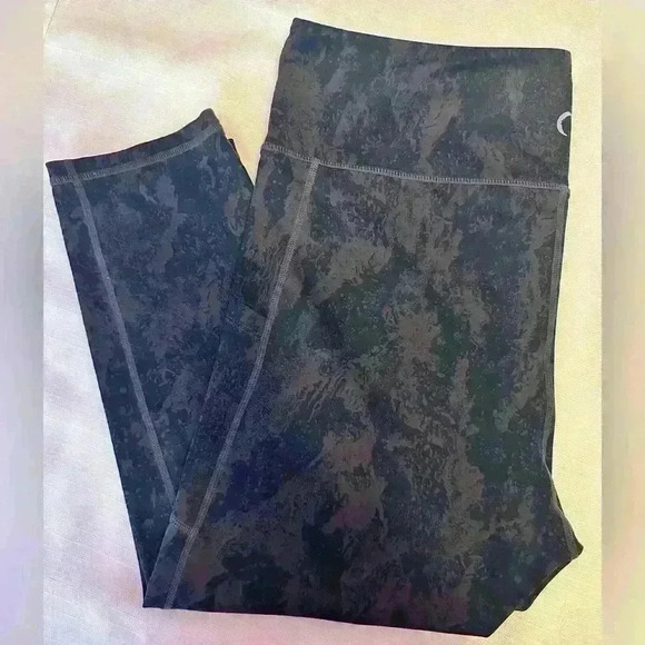 ZYIA active, women’s capri leggings with pockets, size 20 - Picture 3 of 6